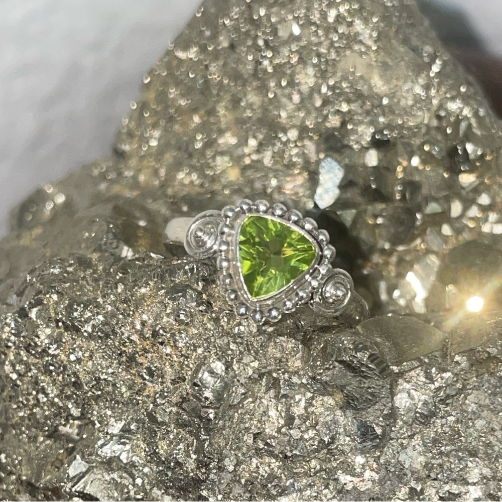 Sterling Silver Peridot Ring